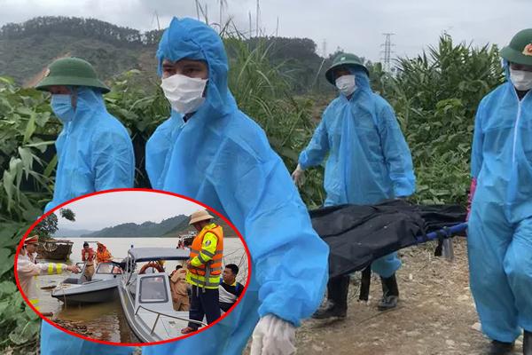 Clip: Lũ rút, 2 con trâu vẫn đứng yên trên mái nhà và màn giải cứu thót tim-2