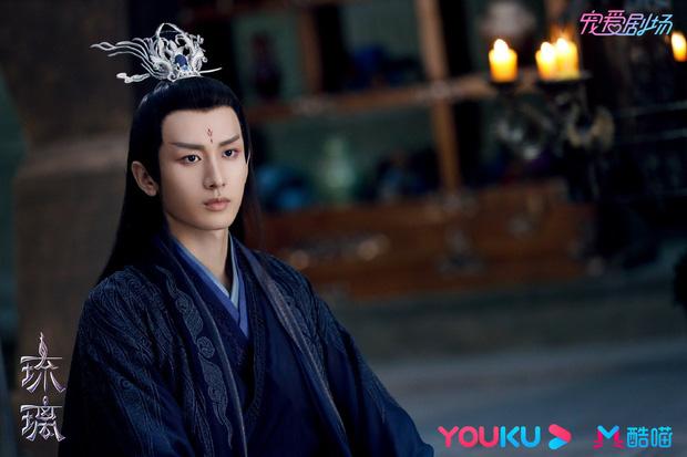 5 sao Hoa ngữ dính ẩu đả với ekip phim: Thành Nghị mắng thẳng mặt đạo diễn, Vu Chính ăn tát giữa quán nước-4