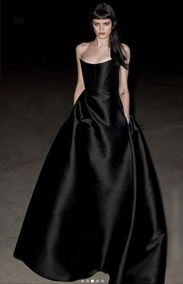 Seo Ye Ji ngốn hơn 1 tỷ đồng cho trang phục ở thảm đỏ Buil Awards 2020-5