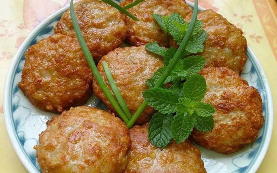 Đổi gió cho bữa chiều cuối tuần bằng món lạ mà quen, chồng con ăn hoài không chán-3