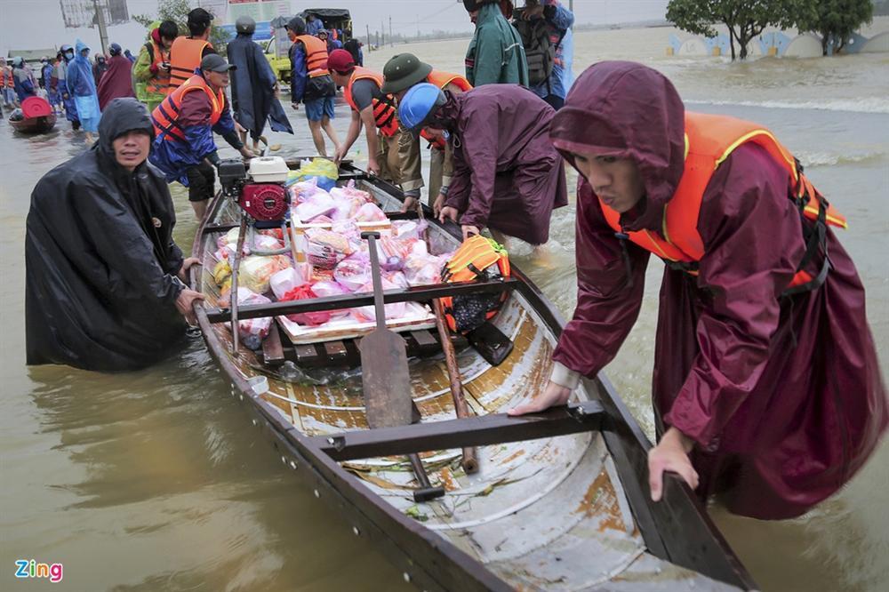 Tướng Lê Chiêm lên tiếng về phát ngôn ‘cán bộ chia lương khô cứu trợ-2