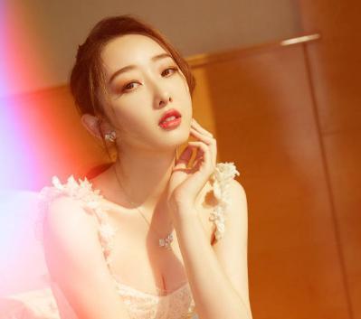 Mỹ nhân từng vượt mặt Dương Mịch, Triệu Lệ Dĩnh để giành vai chính bây giờ ra sao?-7