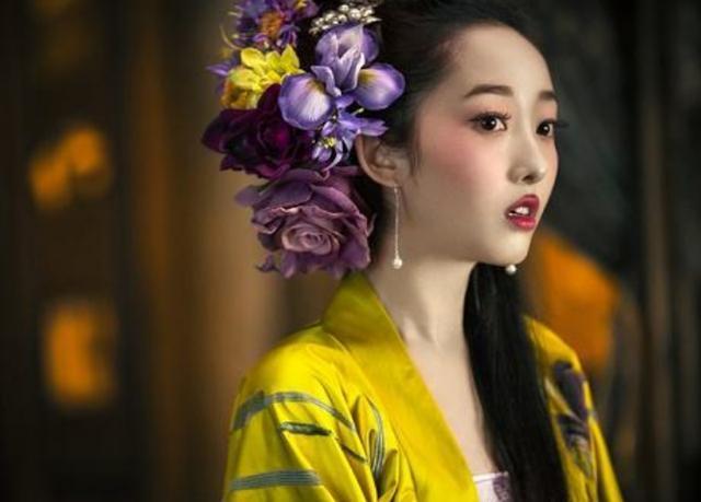 Mỹ nhân từng vượt mặt Dương Mịch, Triệu Lệ Dĩnh để giành vai chính bây giờ ra sao?-11