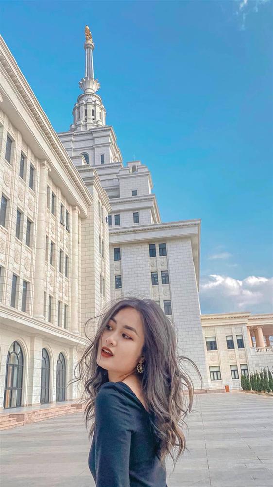 Những ngôi trường check-in xịn sò khiến sinh viên chăm chỉ đi học mỗi ngày-5