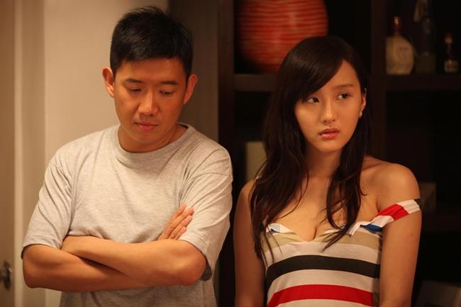 Phim kể về nhà chế tác điện ảnh Đỗ Huệ Chương (Đỗ Vấn Trạch đóng) làm trong ngành điện ảnh nhiều năm nhưng vẫn vô danh. Bị vợ cũ khinh thường nhưng anh chàng may mắn còn có con gái động viên. Để thực hiện nguyện vọng của con gái, Đỗ Huệ Chương quyết định quay một bộ phim để đời. Anh chàng bèn mời một số minh tinh quay phim cấp ba, nhân vật nữ chính trong phim của Đỗ là Từ Gia Hân (Trần Tĩnh).