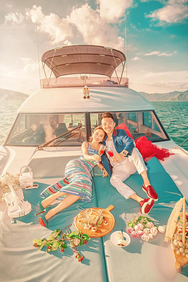 Giật mình mặt đơ cứng như tượng của vợ 2 Minh Nhựa-1