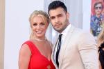 Britney Spears bị cấm kết hôn, sinh con