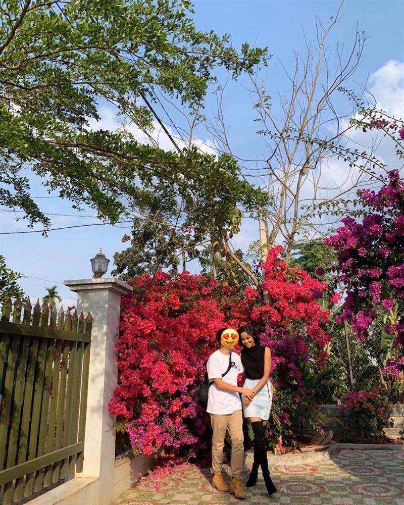 HHen Niê ra sao sau 3 tuần xác nhận chia tay bạn trai?-2