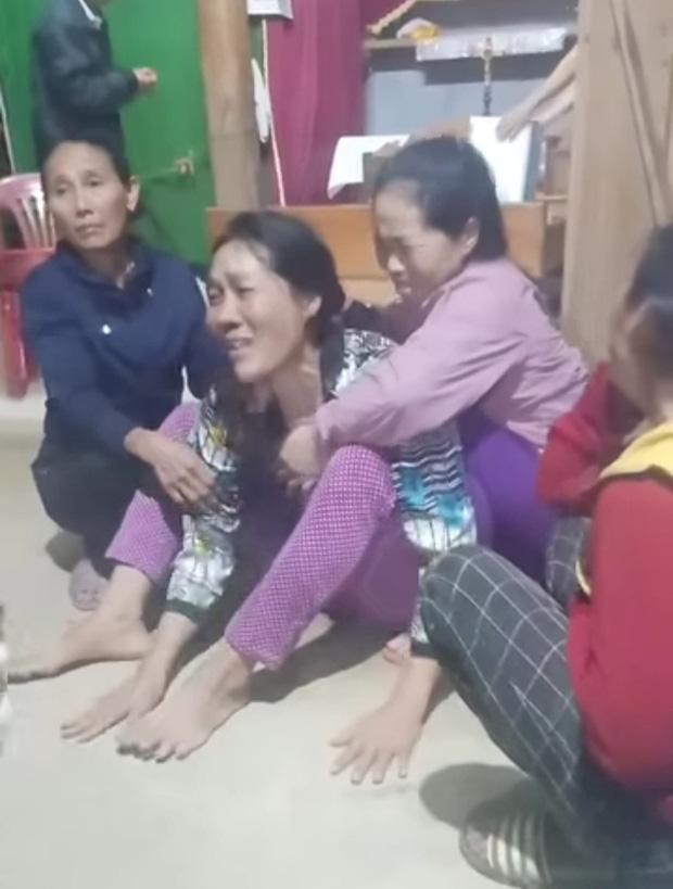 4 người đi rừng nghi bị núi sạt lở vùi lấp ở Quảng Bình: Tìm thấy thi thể nạn nhân thứ 2-1