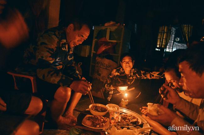 Ký ức người chết hụt trong trận đại hồng thủy 70 năm mới thấy một lần-7