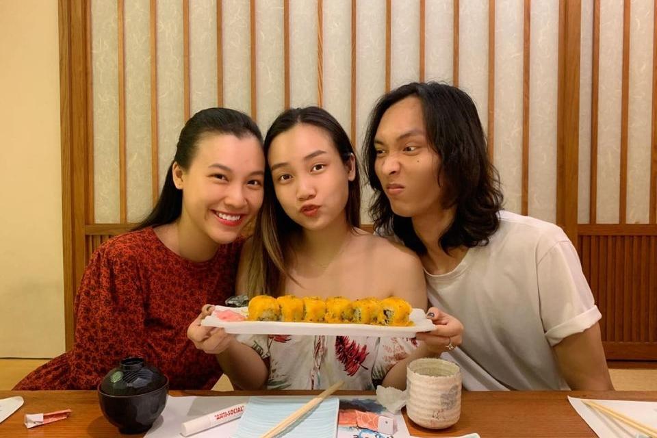 MC Hoàng Oanh khiến dân tình trầm trồ trước body 3 tháng sau sinh-7