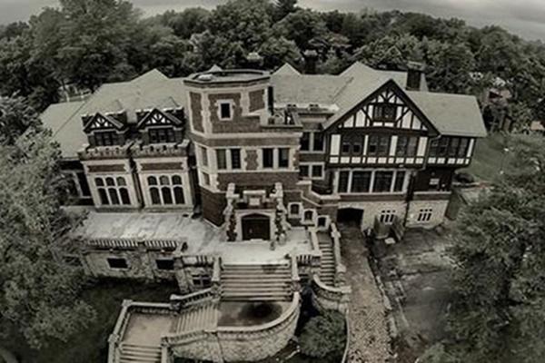 Bên trong công viên ma ám lạnh sống lưng nhất thế giới-11