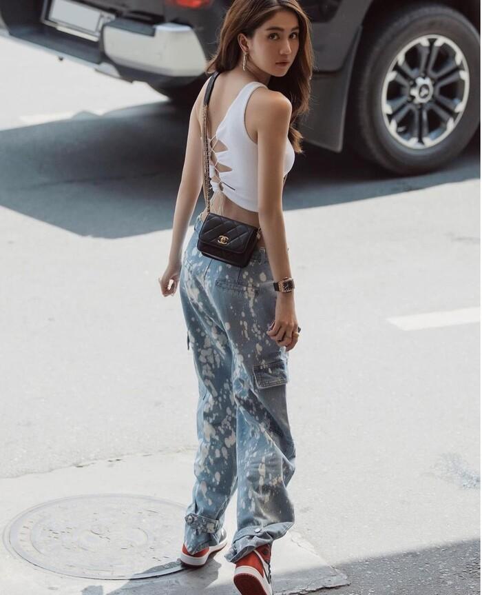 Ngọc Trinh diện quần vảy sơn ngầu đét - Hà Tăng tối giản vẫn sang tuyệt đối-2