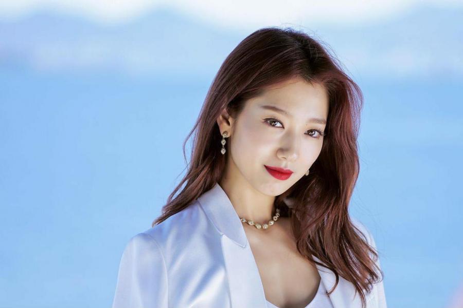 Sách tử vi chỉ rõ, 3 con giáp số đỏ như son, làm gì cũng có quý nhân nâng đỡ-2