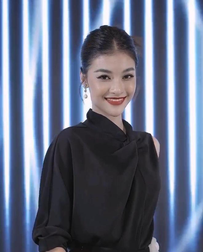Khung hình đọ sắc gây sốt của quân đoàn Hoa hậu Á hậu ở sự kiện, Kiều Loan lộ diện khác lạ hậu nghi vấn dao kéo-6