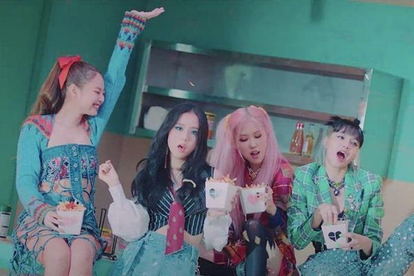 BLACKPINK và BTS oan gia ngõ hẹp đụng nhau về thành tích trong cùng 1 ngày-3