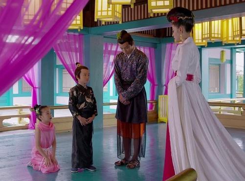 Phạm Băng Băng bị cắt cảnh mặc hở và chuyện cổ phục phim Trung Quốc-7