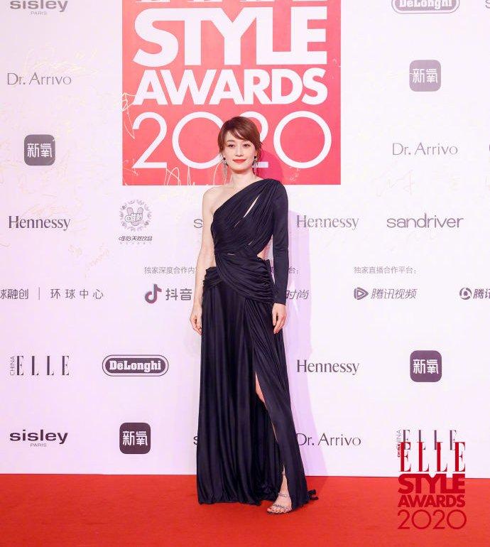 Dương Mịch, Đường Yên và hơn 50 celeb đọ sắc khốc liệt trên thảm đỏ-14