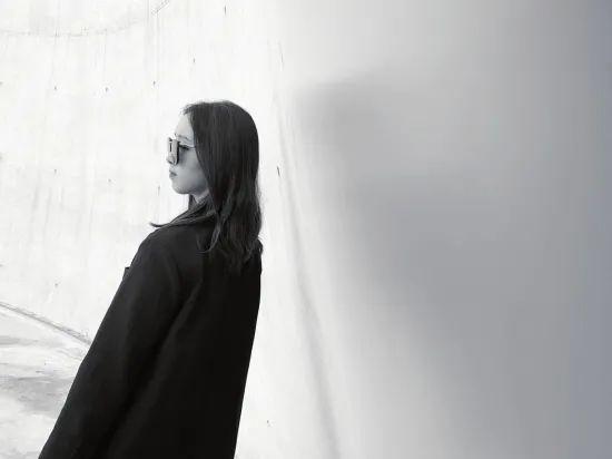 Thích thú hình ảnh hàng trăm người xếp hàng chờ được chú bảo vệ chụp ảnh hộ-9