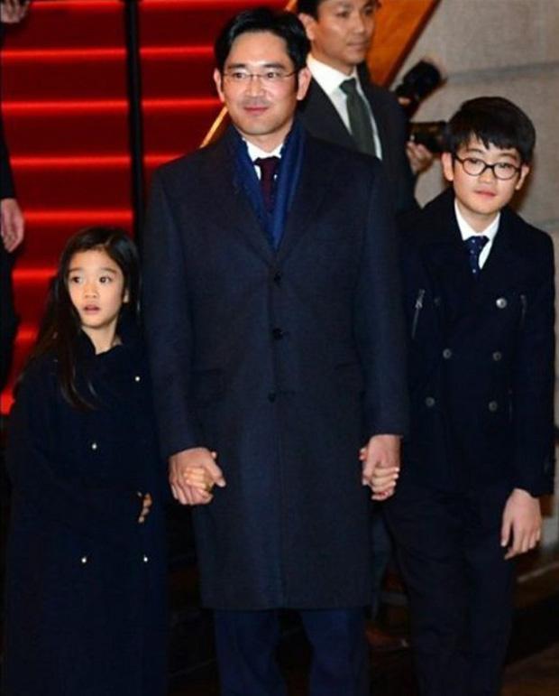 Cháu gái chủ tịch tập đoàn Samsung hao hao Seo Yeji, chiều cao nổi bật ở tuổi 16-4