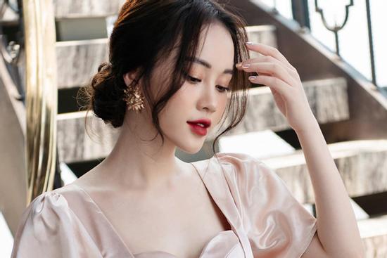 Bị đồn cặp kè đại gia, chỉ 'ngồi tiệc' là có tiền, MC của VTV6 đáp trả cực gắt