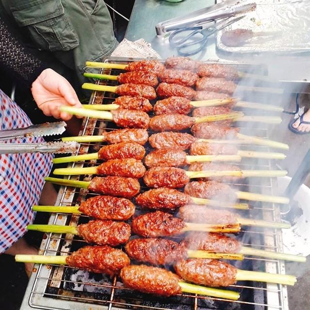 Ăn no căng bụng với các thánh địa ăn vặt được lòng giới trẻ Sài Gòn-4