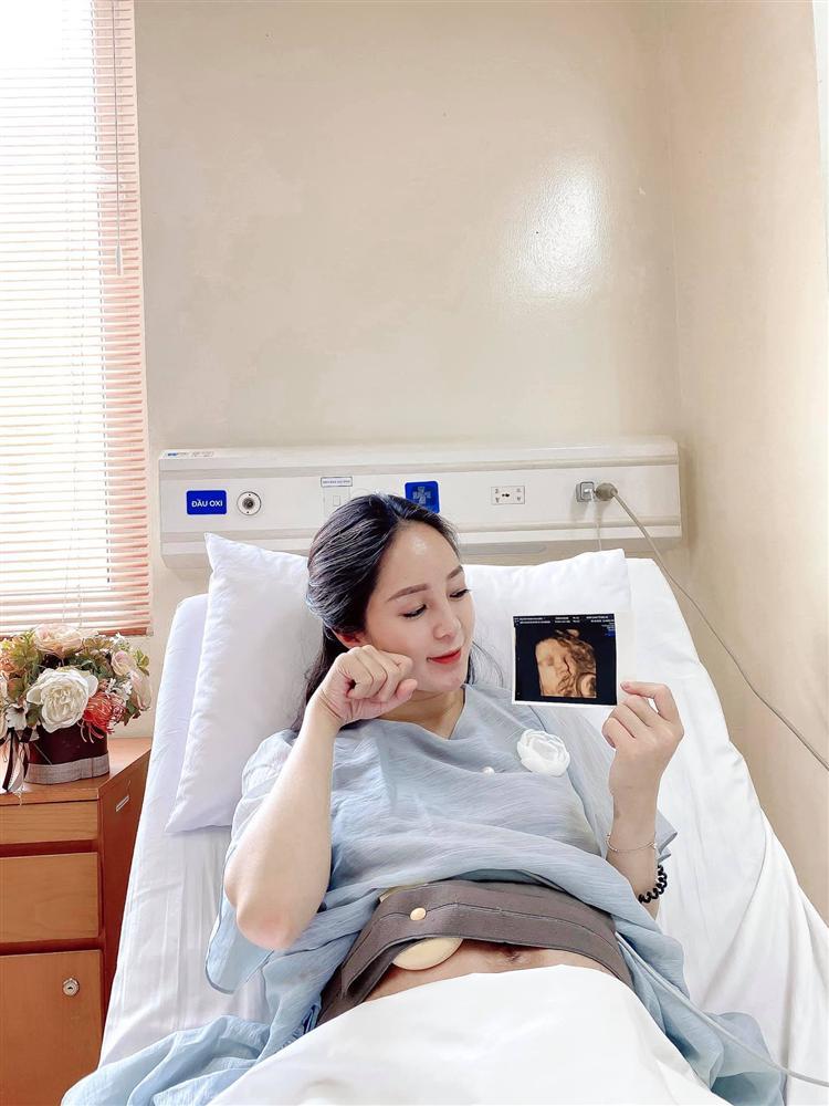 Mỹ nữ làng tiếp viên hàng không tạm nghỉ bay kết hôn, tuyên bố đi đẻ cũng phải xinh-3