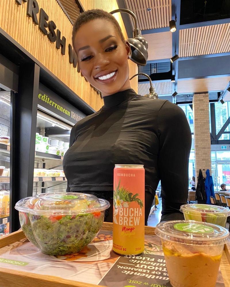 Hoa hậu Hoàn vũ Canada từng nhịn ăn 21 ngày-3