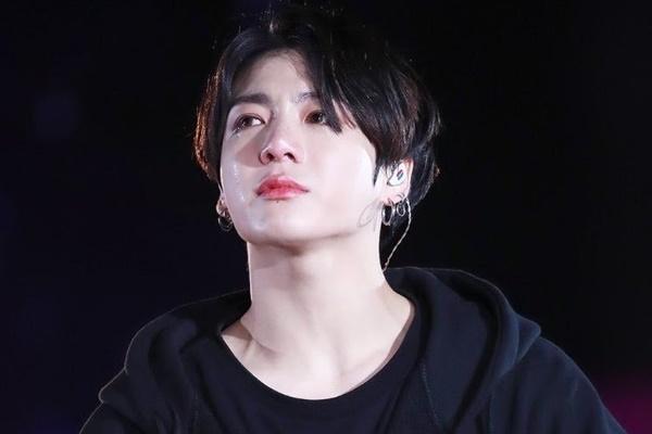 Sau Jimin, Jungkook là thành viên tiếp theo trong dàn vocal BTS lên thớt vì giọng ngày càng chóe-6