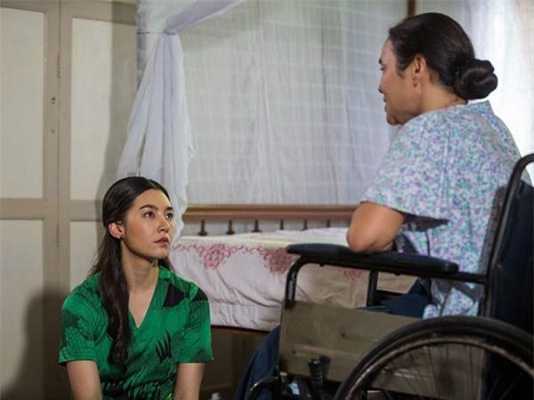 Lúc nguy kịch mẹ chồng gọi tôi vào phòng đưa 2 chỉ vàng và nói một câu khiến tôi giật bắn-1