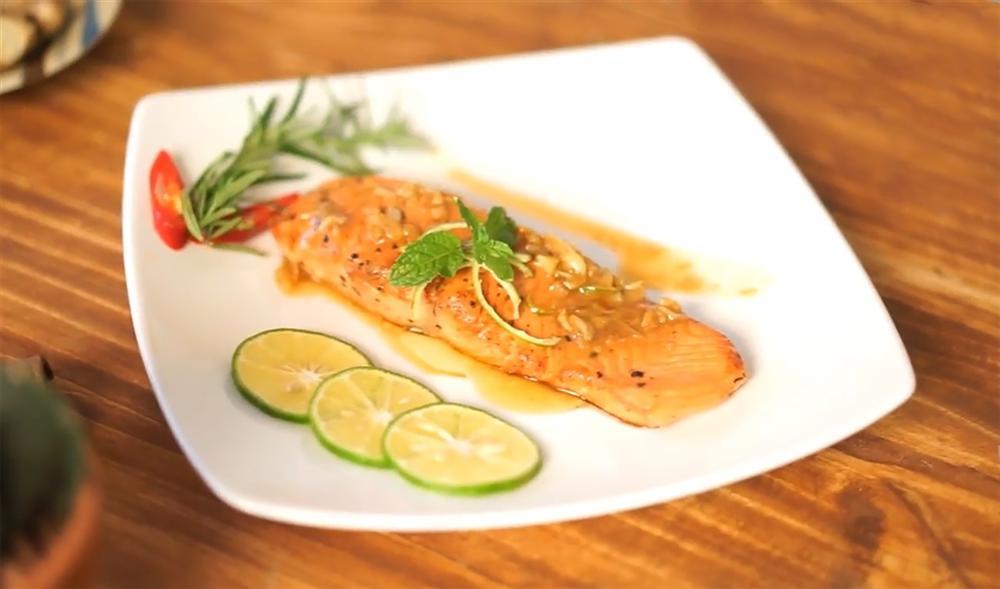 Cơm tối có 3 món nóng hổi này, chồng con đánh chén đẫy bụng-2