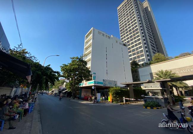 TP.HCM cách ly thông dịch viên, đồng nghiệp, người quen tiếp xúc với chuyên gia nước ngoài nghi nhiễm COVID-19-2