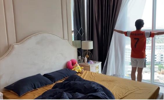 Cris Phan khoe căn hộ sang xịn đang sống cùng bà xã hot girl-10