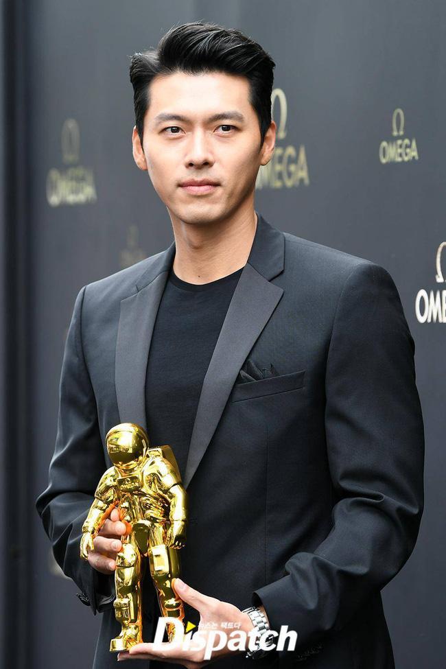 Hyun Bin bất ngờ giành giải do Tổng thống Hàn trao tặng, fan phát hiện Son Ye Jin đã biết tin từ trước-1