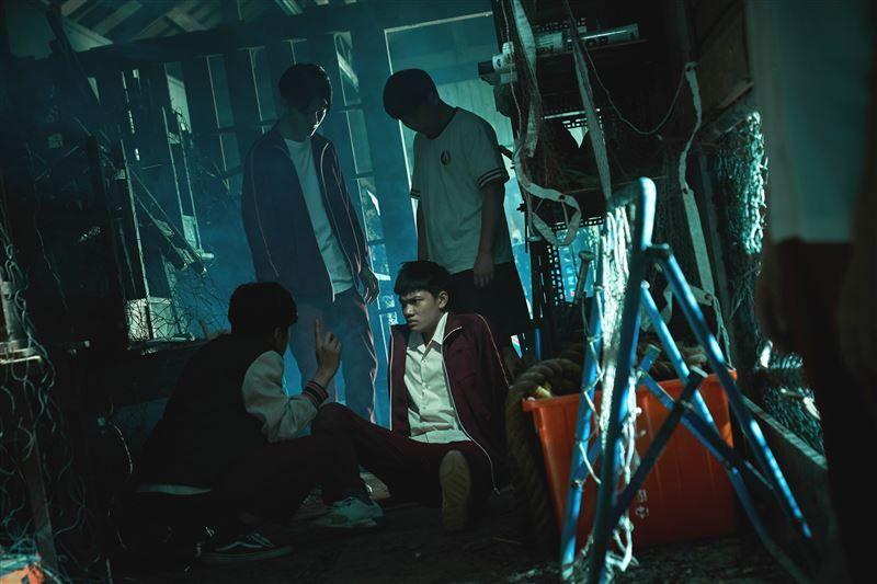 The Silent Forest: Ám ảnh vụ án cưỡng hiếp hàng trăm học sinh câm điếc tại Đài Loan-5