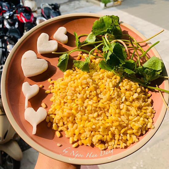 Học lỏm cách làm một loại sữa mà Hoa hậu Ngọc Hân mê như điếu đổ-3