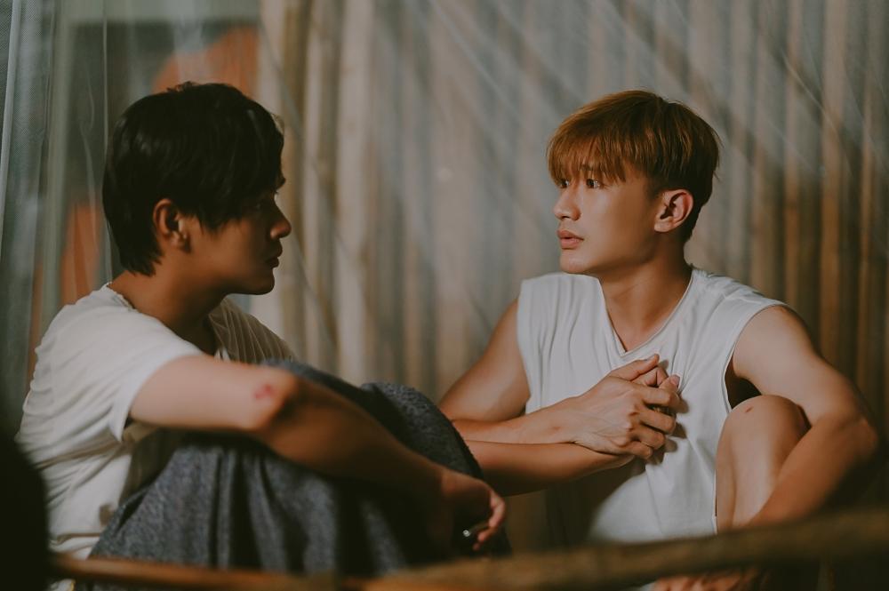 Hết làm tiểu tam, Karen Nguyễn trở thành nữ phụ đam mỹ-2