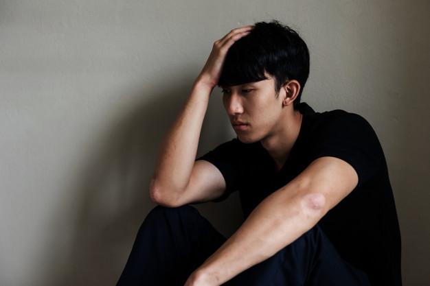 Ly hôn 5 tháng thì vợ bất ngờ sinh con trai, tôi hí hửng đến nhận con, nào ngờ sốc nặng-1