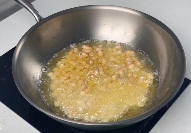 Đừng làm lạc rang kiểu cũ, thêm 2 nguyên liệu này đảm bảo trở thành món hot-3