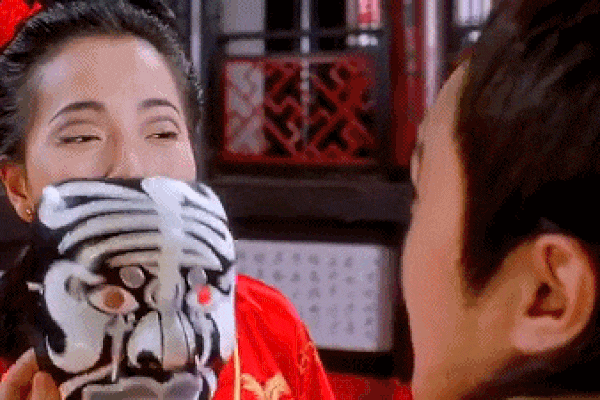 Sao nữ xấu nhất phim Châu Tinh Trì tiết lộ từng thẳng tay đánh chồng