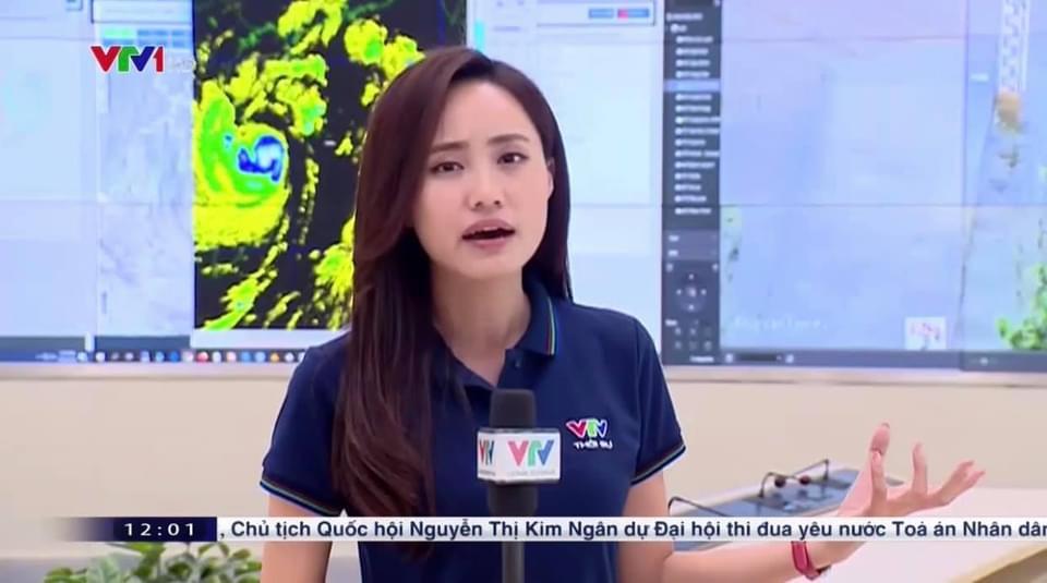 MC nổi tiếng VTV tiết lộ về trường quay đặc biệt trong những ngày dẫn sóng tin mưa bão-2