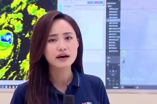 MC nổi tiếng VTV tiết lộ về 'trường quay đặc biệt' trong những ngày dẫn sóng tin mưa bão