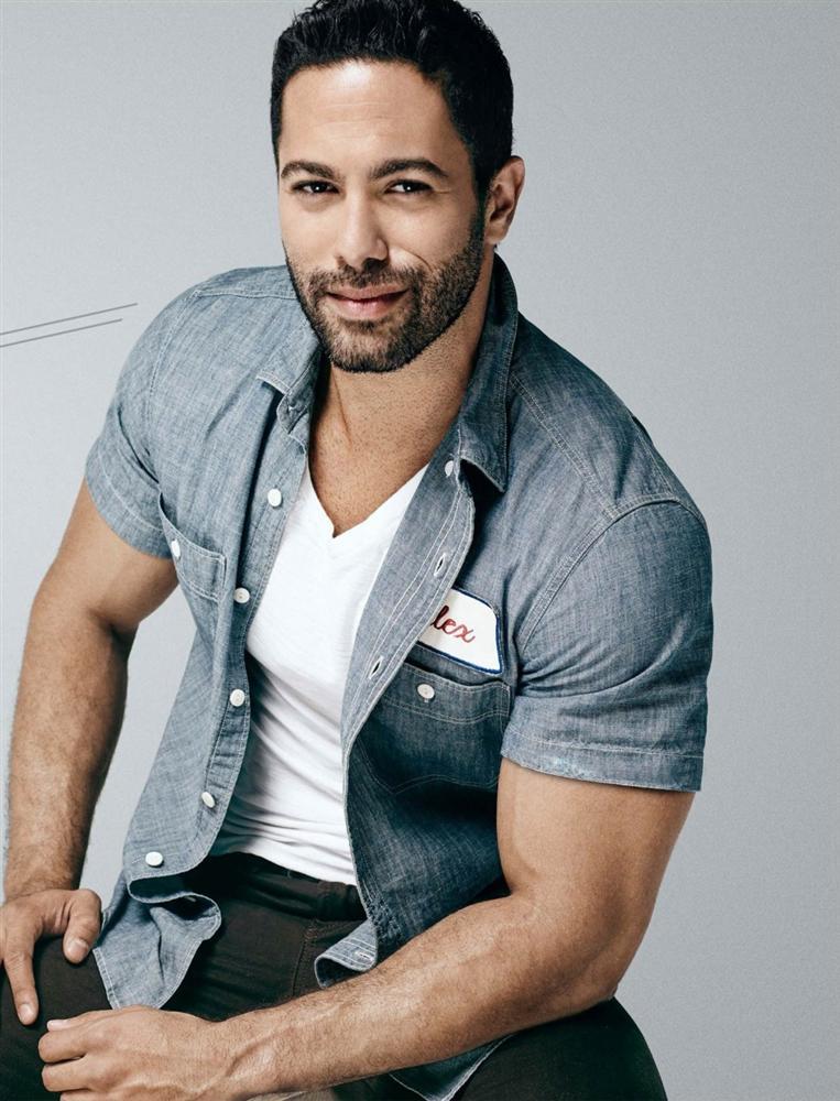 Những tài tử nổi tiếng công khai đồng tính-5