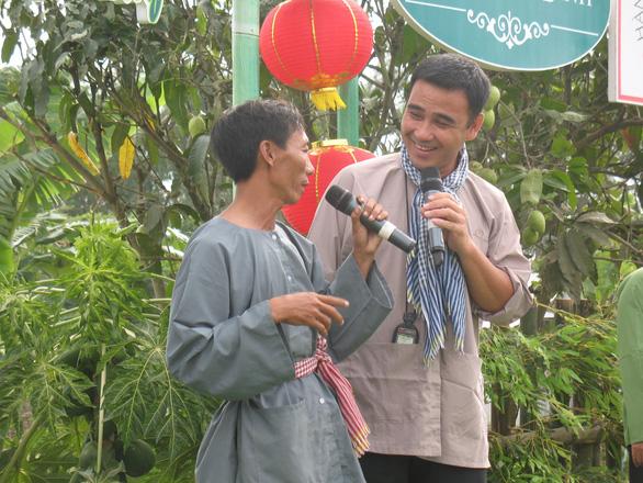 MC Quyền Linh hỏa tốc ra miền Trung cứu trợ, có mạnh thường quân chuyển thẳng 1,4 tỷ đồng-4