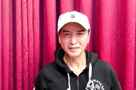 Nguyễn Hưng tuổi 63: 'Tôi tiêm mặt và sống hạnh phúc bên bà xã'