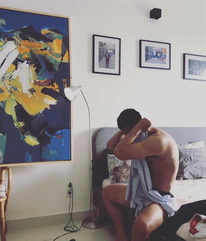 Nam MC mỉa mai Hương Giang không thuần chủng lộ ảnh không mảnh vải-4