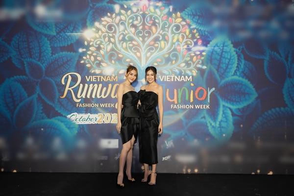 THẢM ĐỎ: Lệ Quyên tái xuất sau tin đồn ly hôn-3