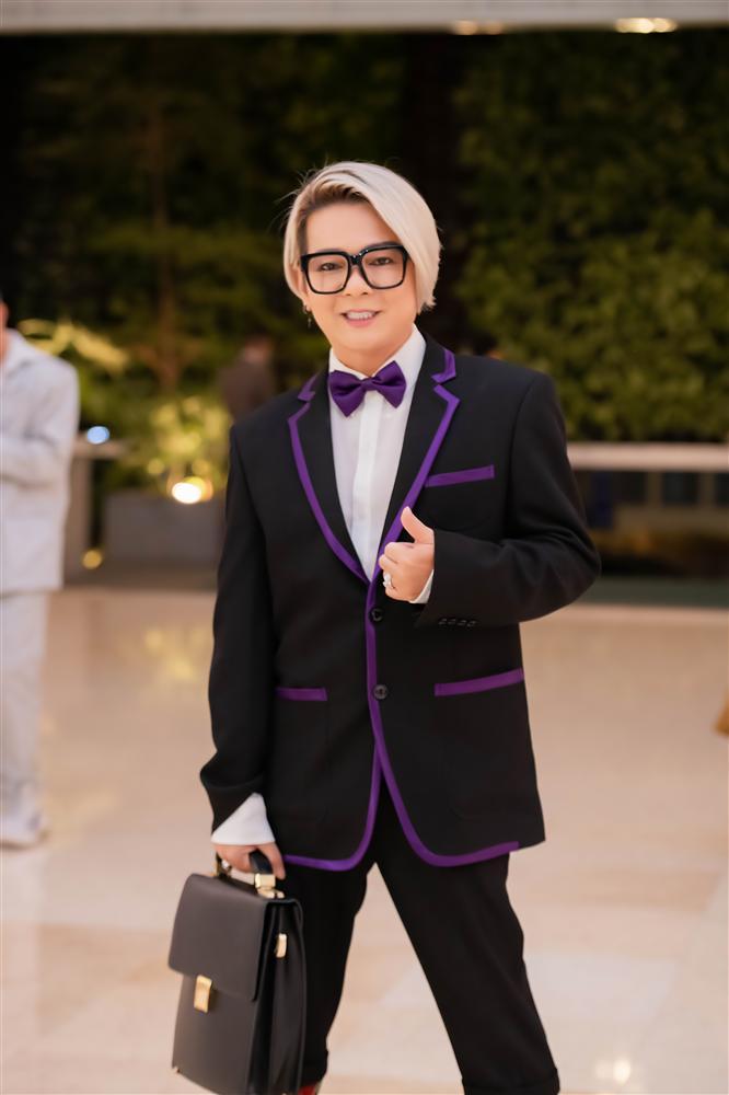 THẢM ĐỎ: Lệ Quyên tái xuất sau tin đồn ly hôn-12