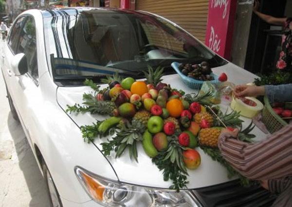 Đứng hình mất 5 giây trước những chiếc xe hoa đón dâu có độ sáng tạo thượng thừa-1