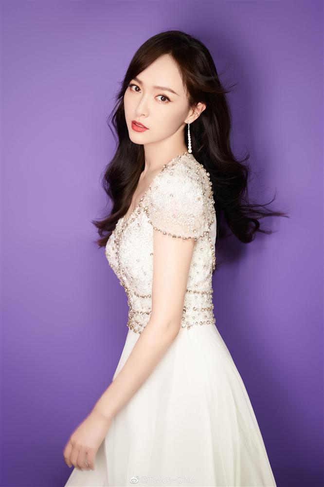 Triệu Lệ Dĩnh và những mỹ nhân thăng hạng nhan sắc sau sinh-6